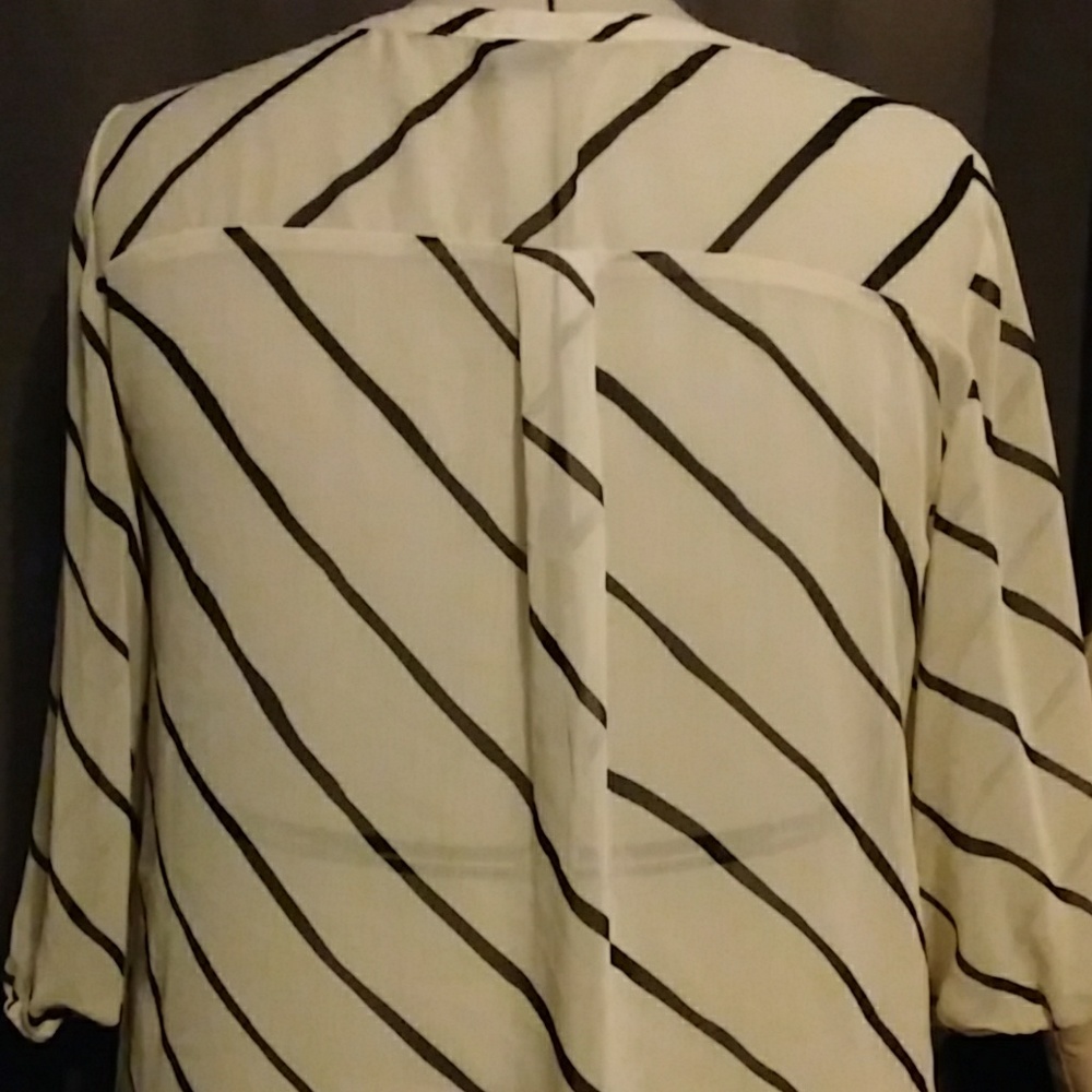 Tunic - Picture 4 of 4